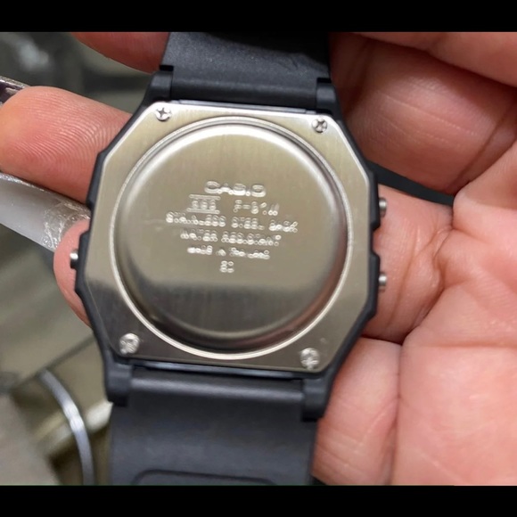 Casio watch - Picture 3 of 5